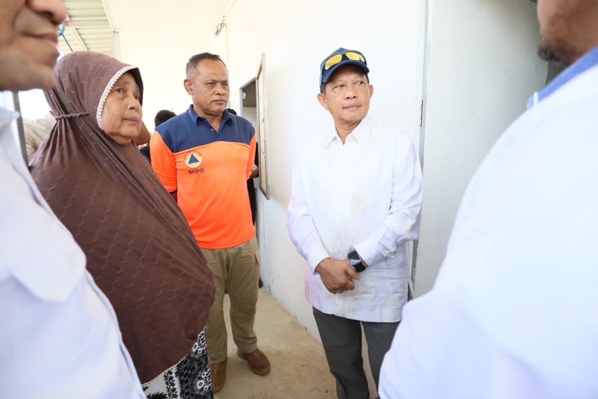 Bersama Mensos dan Wagub Aceh, Kasatgas Tito Tinjau Huntara Kabupaten Pidie Jaya