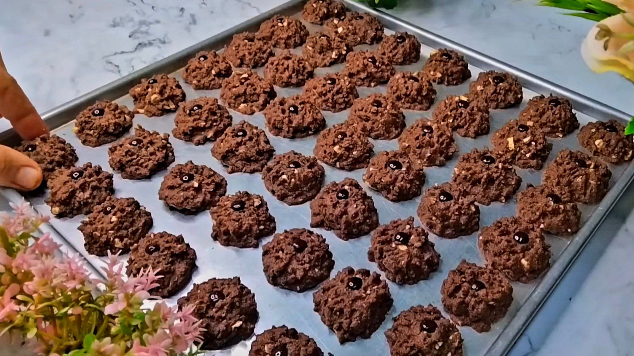 Resep Cookies Cokelat Kacang Mete Renyah dan Manis untuk Lebaran