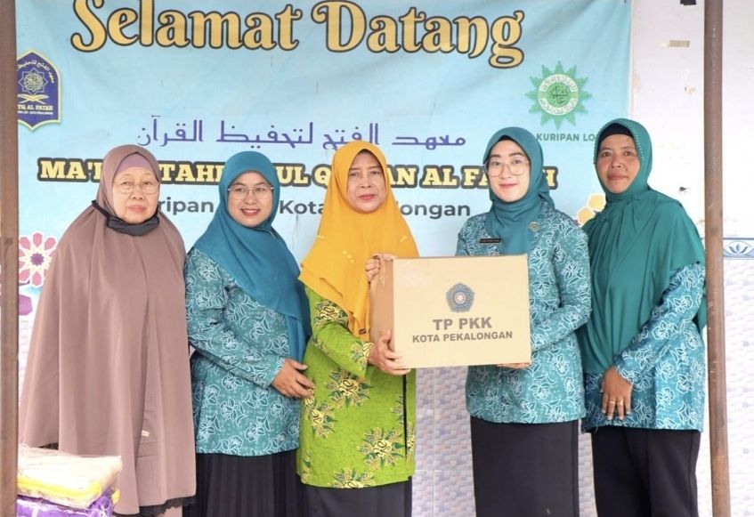 TP PKK Pekalongan Gelar Kunjungan dan Berbagi di Bulan Ramadhan