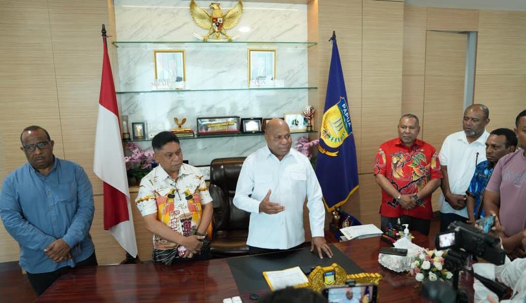 UMP Papua 2026 Ditetapkan Rp4,43 Juta, Gubernur Fakhiri Tegaskan Wajib Dipatuhi Pengusaha
