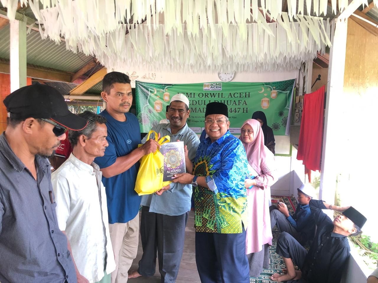 ICMI Aceh Salurkan Bantuan Ramadhan di Pidie Jaya
