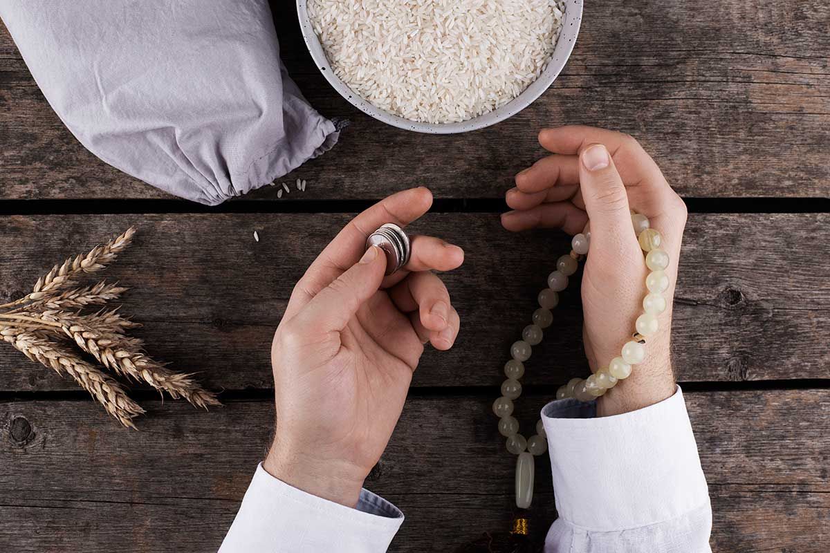 Panduan Cara Bayar Zakat Fitrah 2026: Besaran, Waktu, dan Bacaan Niat