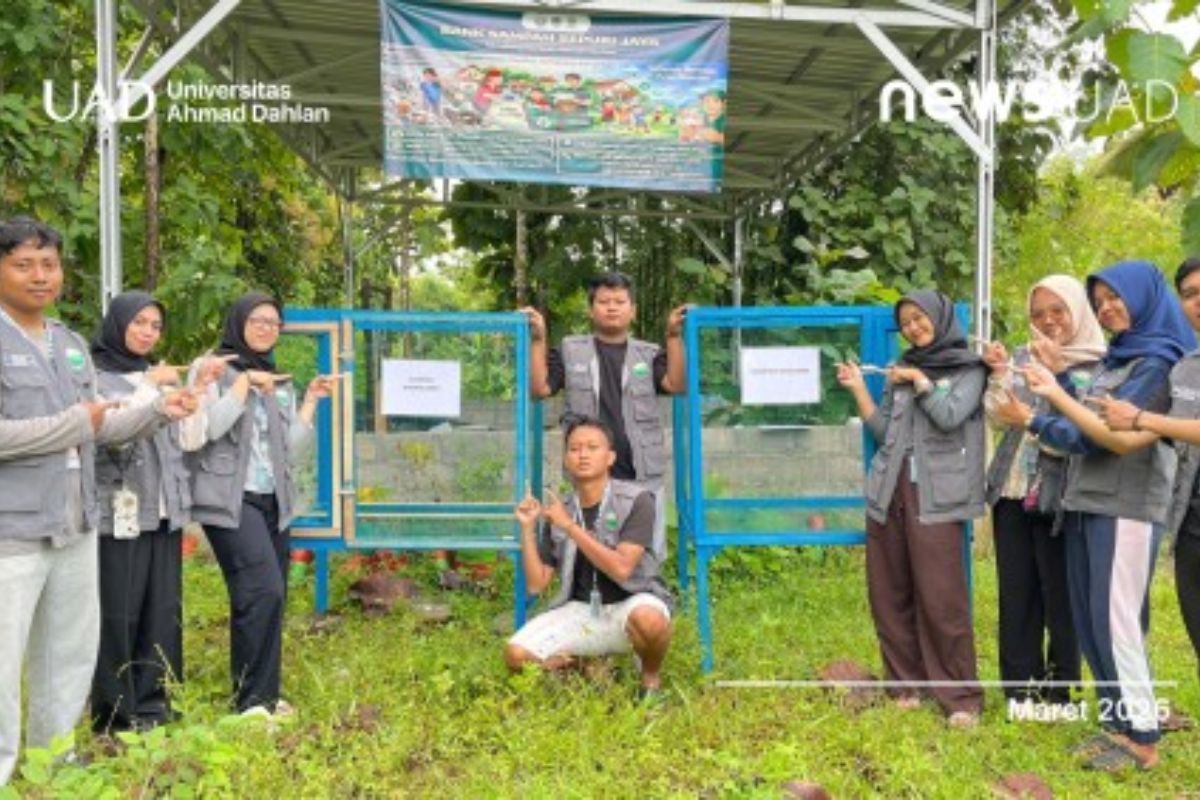 Gandeng Ibu PKK, Mahasiswa UAD Hidupkan Kembali Ekosistem Bank Sampah di Sokorojo