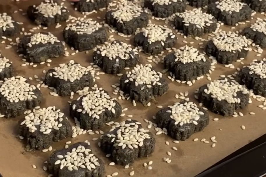 Kue Kering Unik! Resep Sagu Ketan Hitam Keju Cookies yang Renyah dan Bikin Nagih