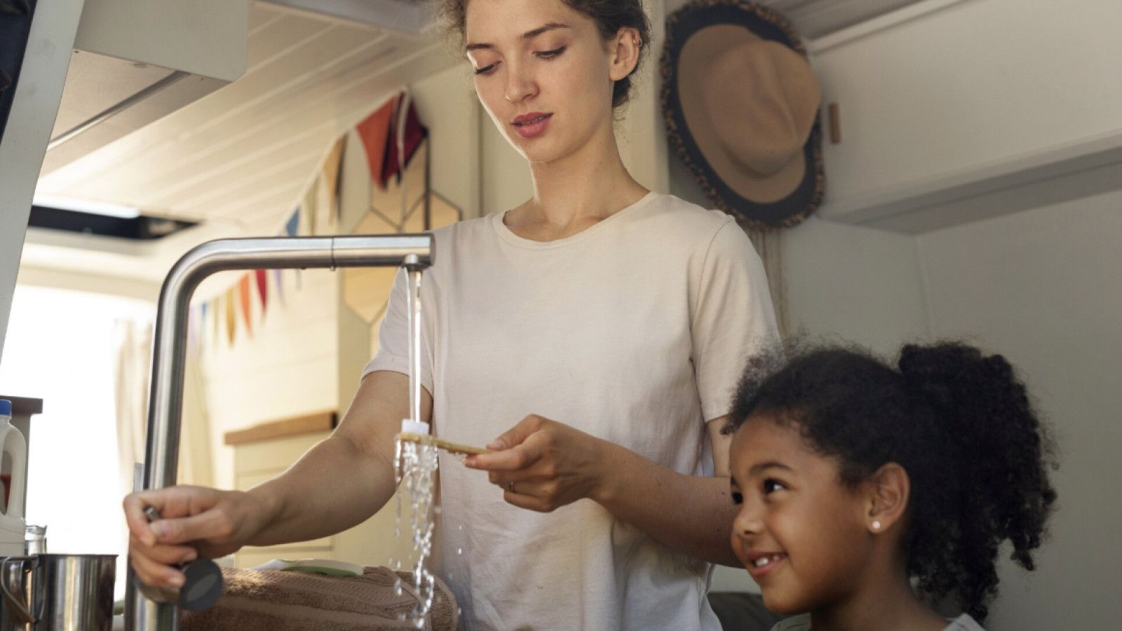 Meningkatkan Kualitas Air di Rumah dengan Metode Filterasi Sederhana