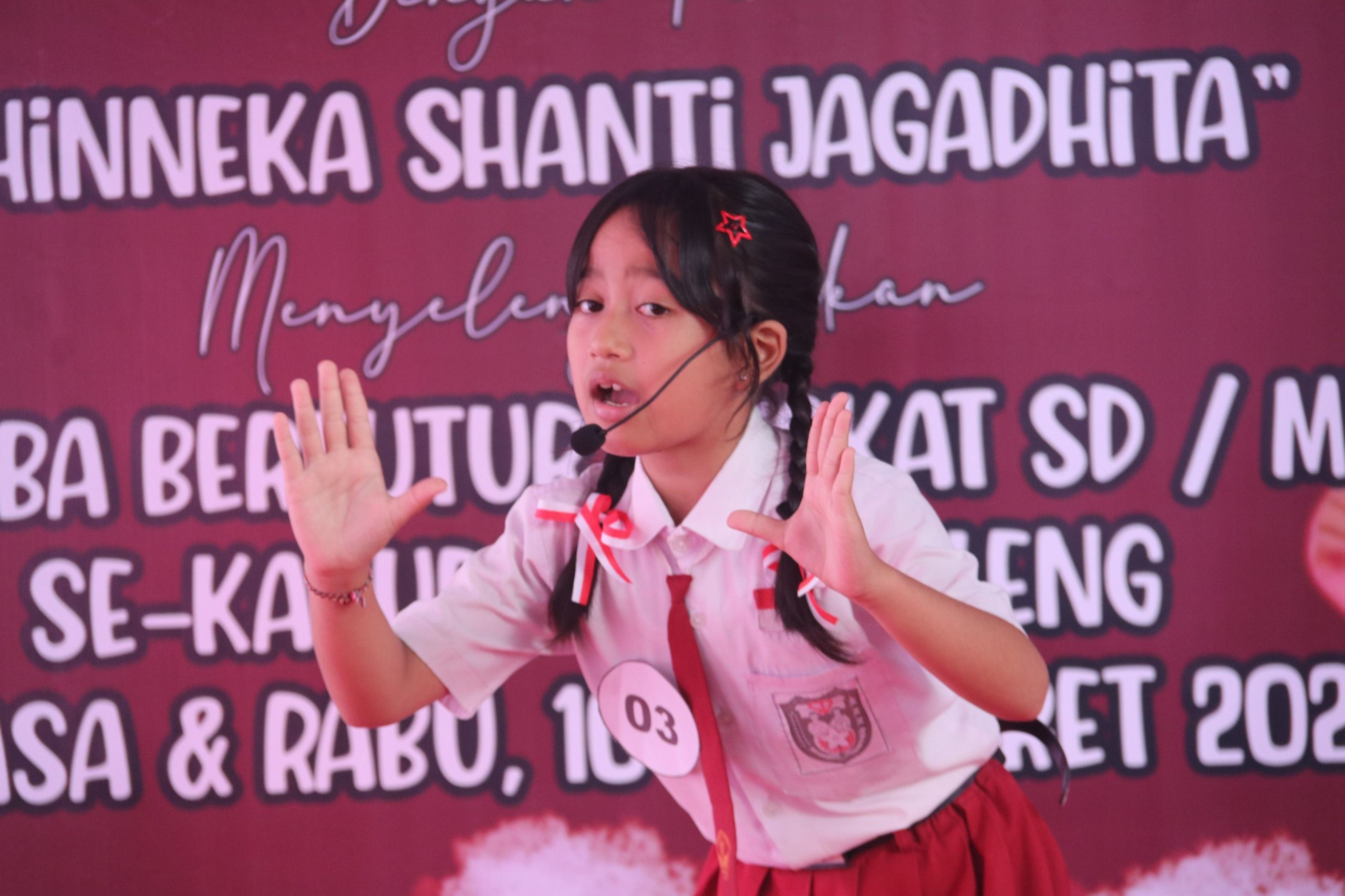 Semarak HUT Kota Singaraja ke-422, Puluhan Siswa SD MI Ikuti Lomba Bertutur di Buleleng