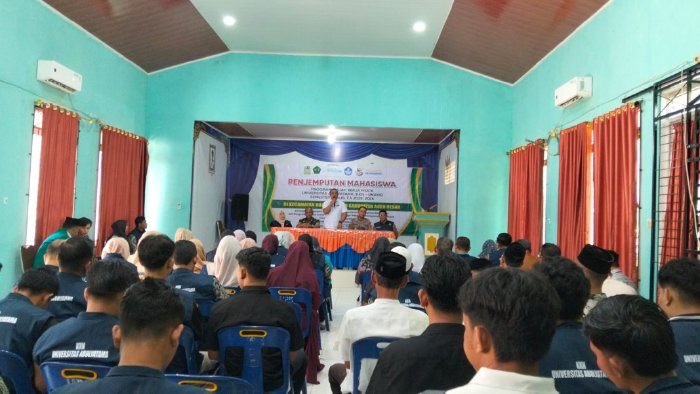 610 Mahasiswa KKN Universitas Abulyatama Resmi Dikembalikan ke Kampus oleh Camat Darul Imarah