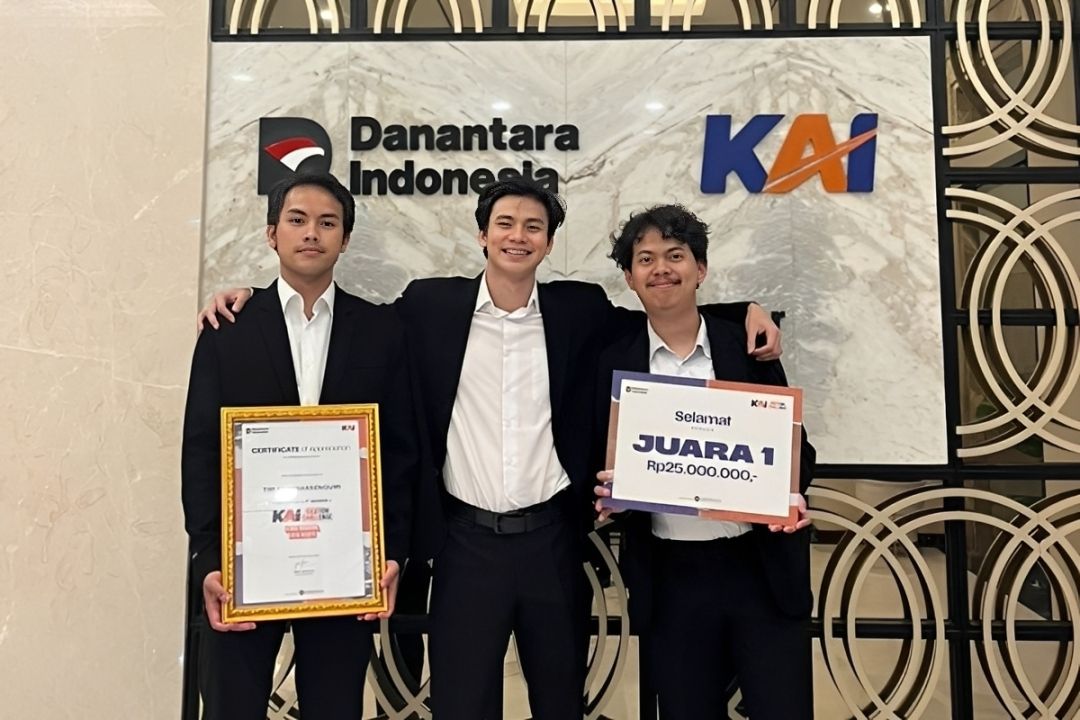 Mahasiswa ITB Sabet Juara 1 KAI Ideation Challenge Lewat Inovasi Teknologi Penangkap Karbon