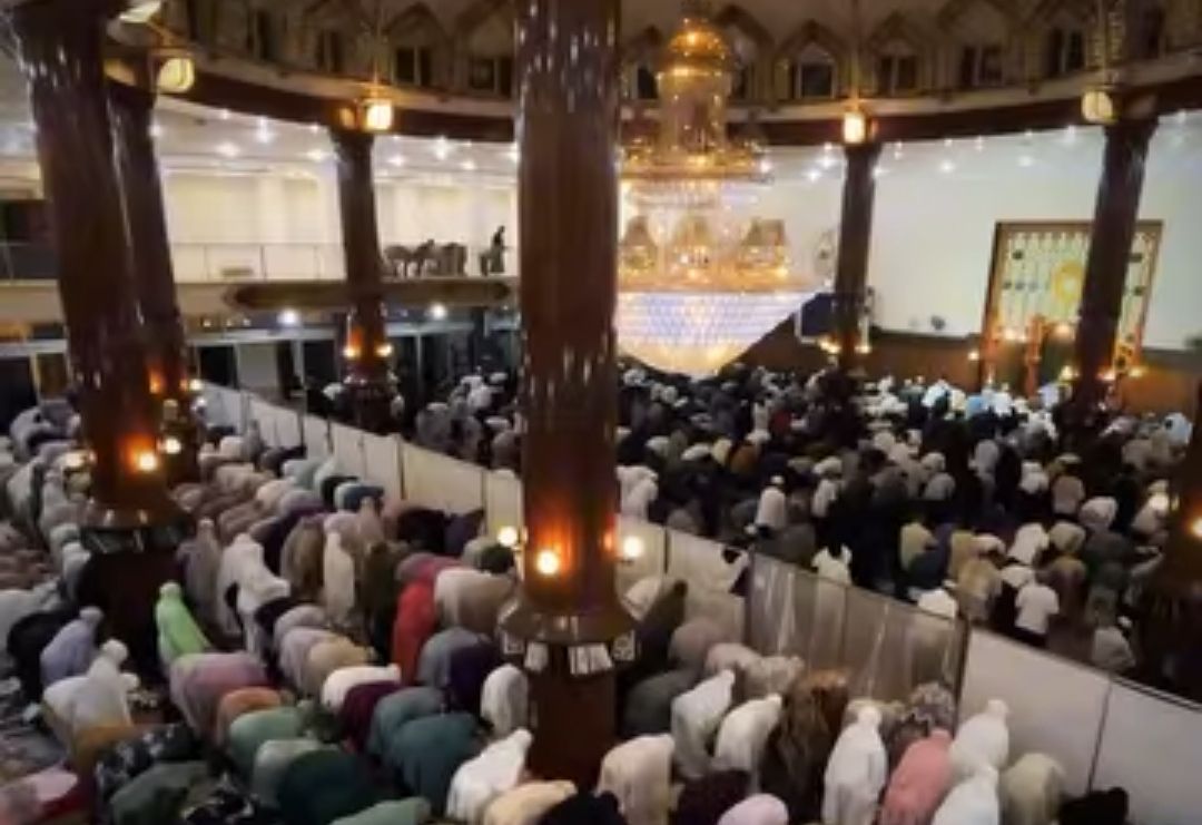 Malam ke 25 Ramadan, Suasana Iktikaf Khidmat di Masjid Sabilillah Malang