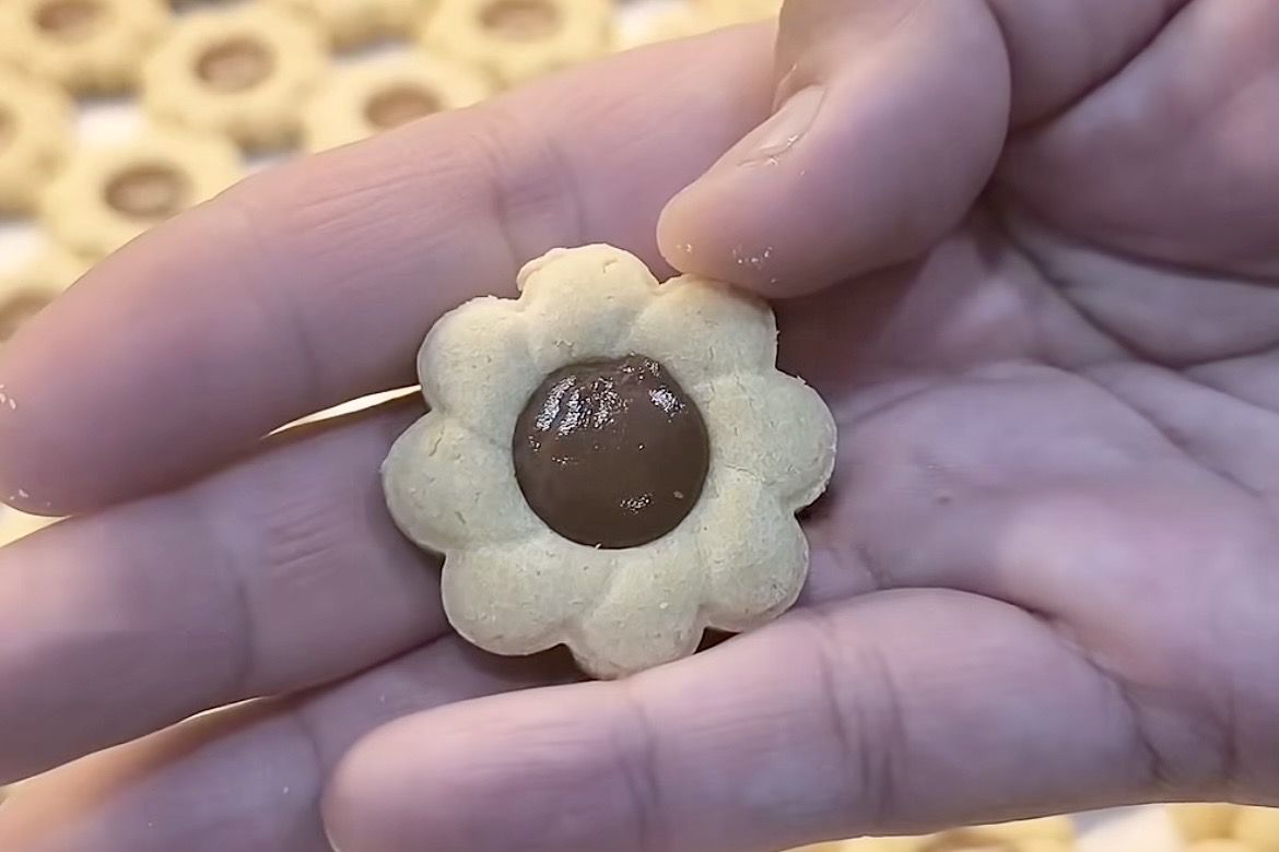 Rekomendasi Kue Lebaran! Resep Cadbury Gluten Free Cookies yang Renyah dan Lumer di Mulut