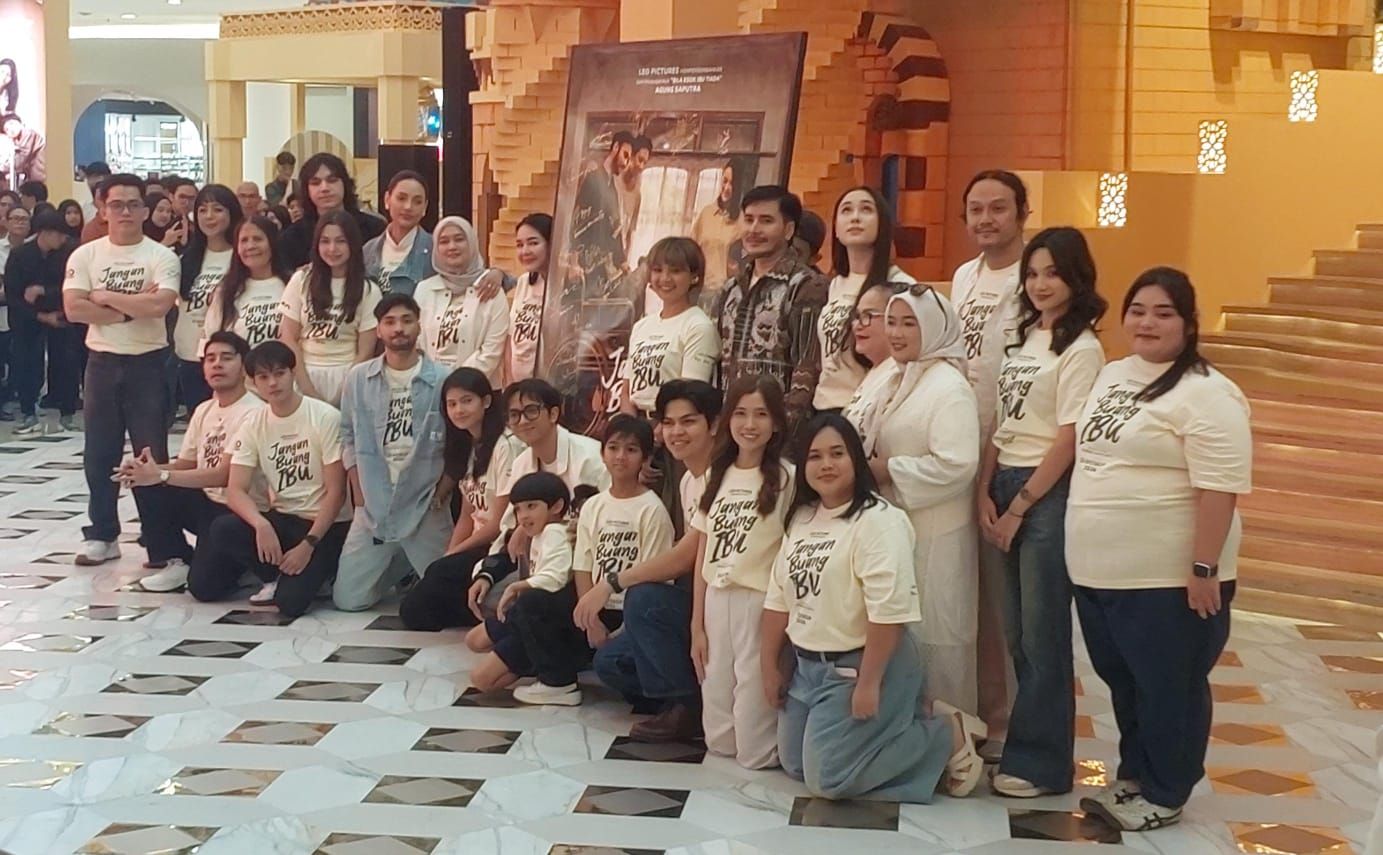 Menguras Air Mata, Nirina Zubir Jadi Ibu yang Terbuang di Film ‘Jangan Buang Ibu’
