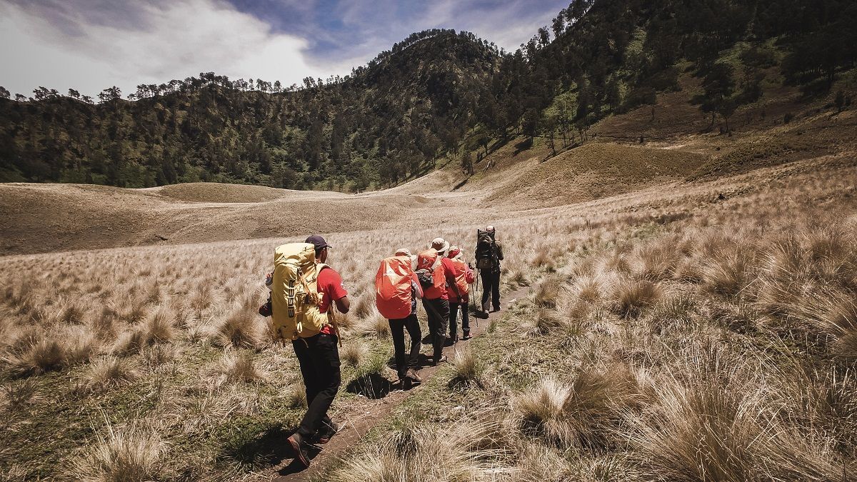 EIGER Gaspol Bikin Agenda Seru di 2026: Dari Menjelajahi Hutan Sumatra hingga Misi Edukasi di NTT