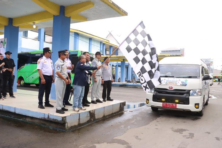 Mudik Gratis Kalsel 2026: Gubernur Muhidin Lepas Ratusan Pemudik ke Seluruh Kabupaten