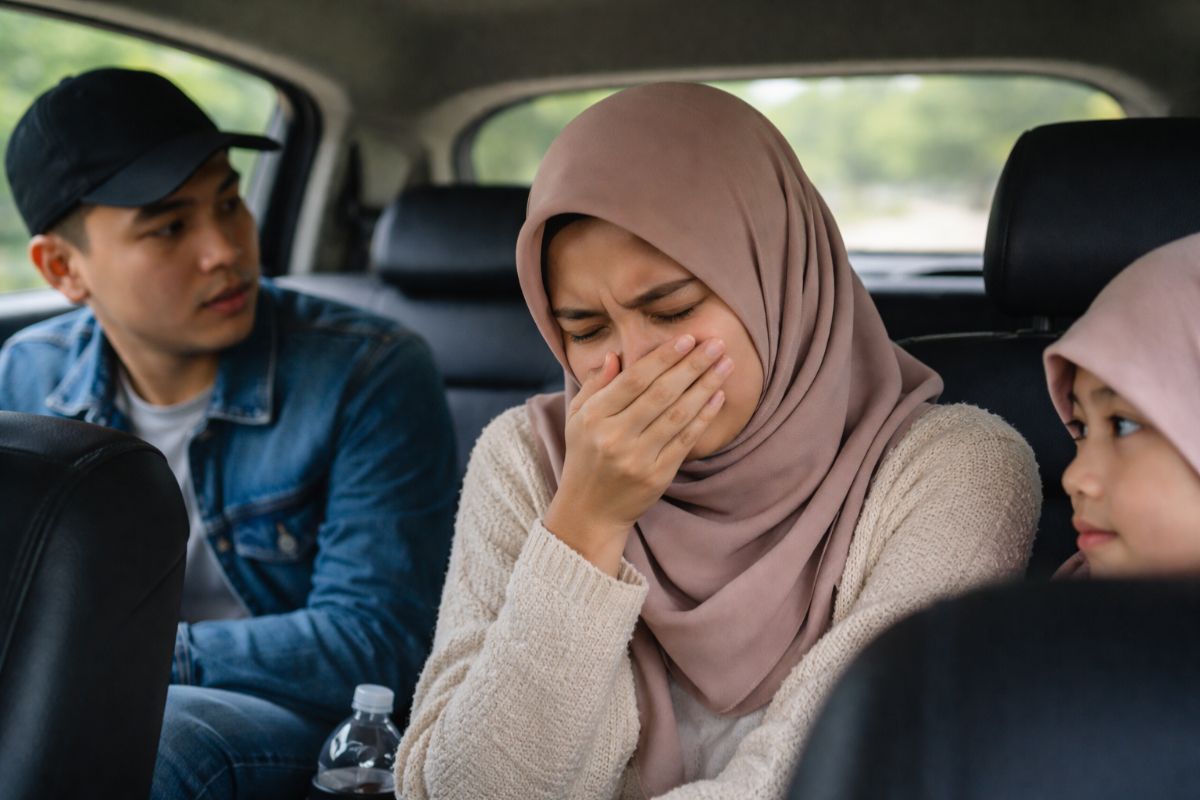 8 Cara Mengatasi Mabuk di Mobil saat Perjalanan Mudik, Biar Nggak Mual Sepanjang Jalan