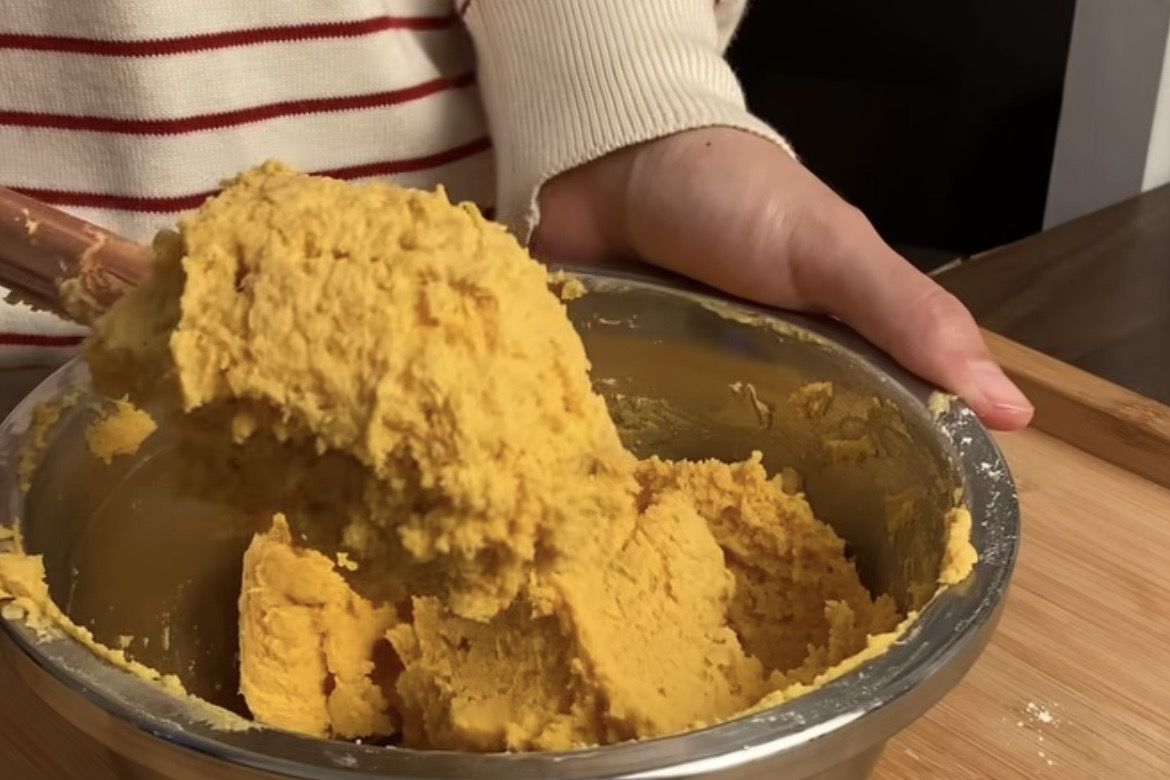 Lagi Viral! Resep Cheese Sable Cookies yang Lumer & Super Gurih