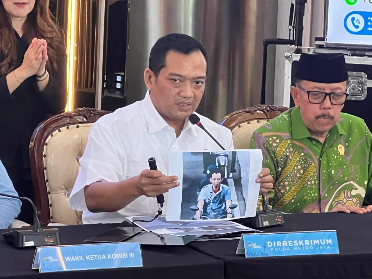 Breaking News! Polisi Pamerkan 2 Wajah Pelaku Penyiraman Air Keras ke Aktivis KontraS