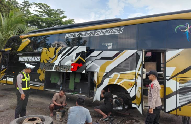 Pantau Arus Mudik di Rimbo Bujang, Pospam II Catat 42 Penumpang Berangkat dari Terminal