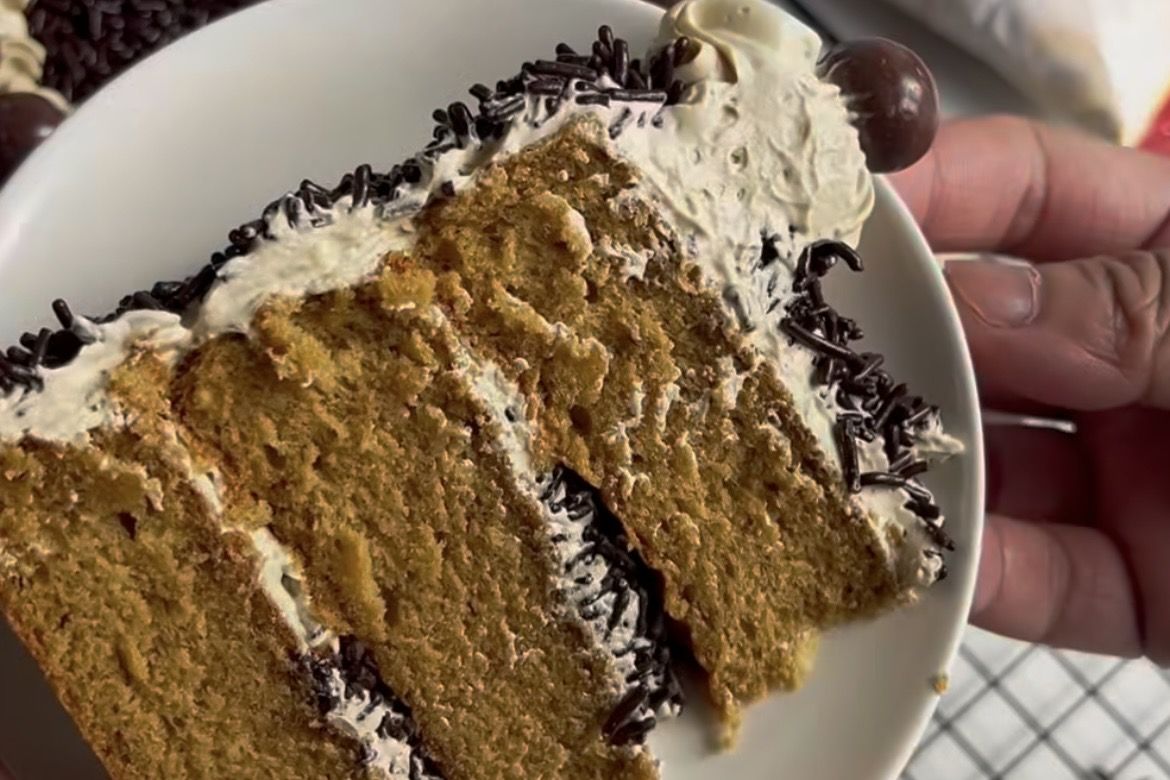 Resep Classic Moka Cake Lembut dan Anti Bantat! Aroma Kopinya Bikin Nagih