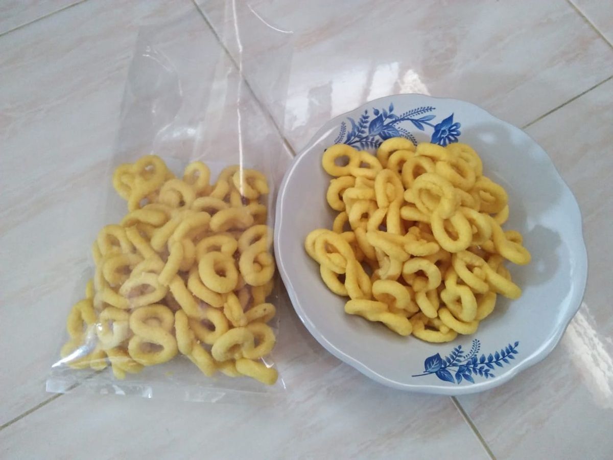Bosan Bawa Sanjai? Ini 5 Oleh-Oleh Padang Paling Unik yang Wajib Masuk Koper!