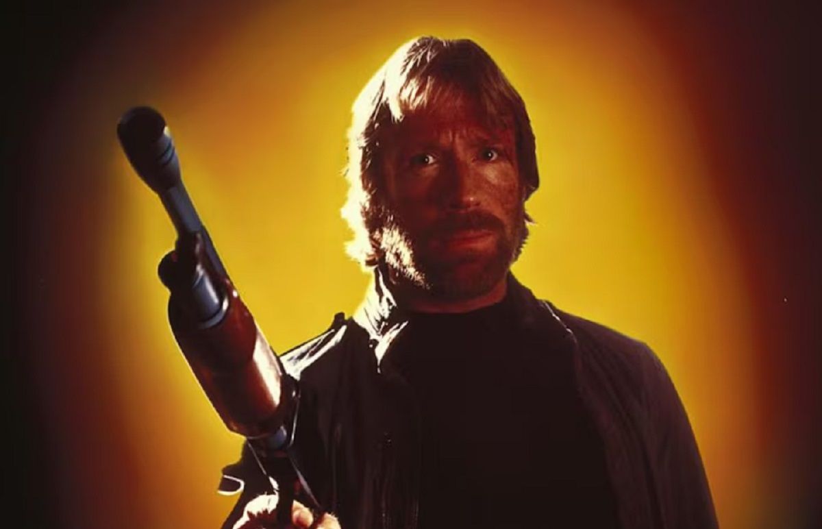 Profil Chuck Norris: Aktor dan Sumber Meme Digigit Ular Kobra, Justru Kobranya yang Mati