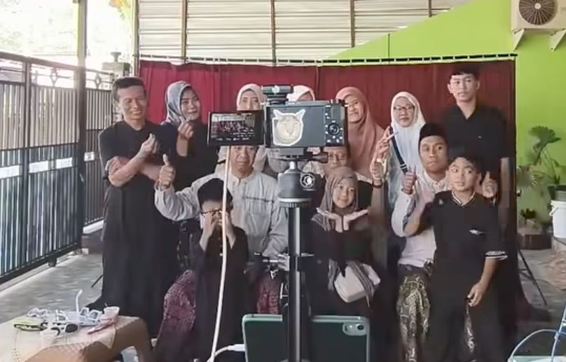 Berkah Lebaran, Jasa Foto Keluarga di Malang Kebanjiran Order