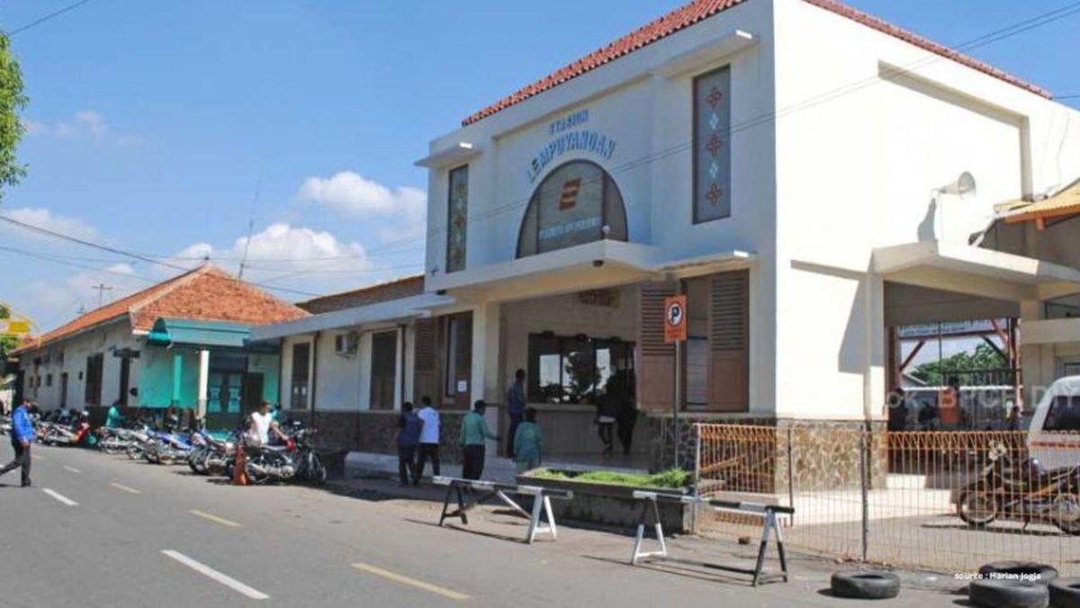 Bedah Dua Stasiun Utama Yogyakarta: Mana yang Paling Dekat ke Malioboro?