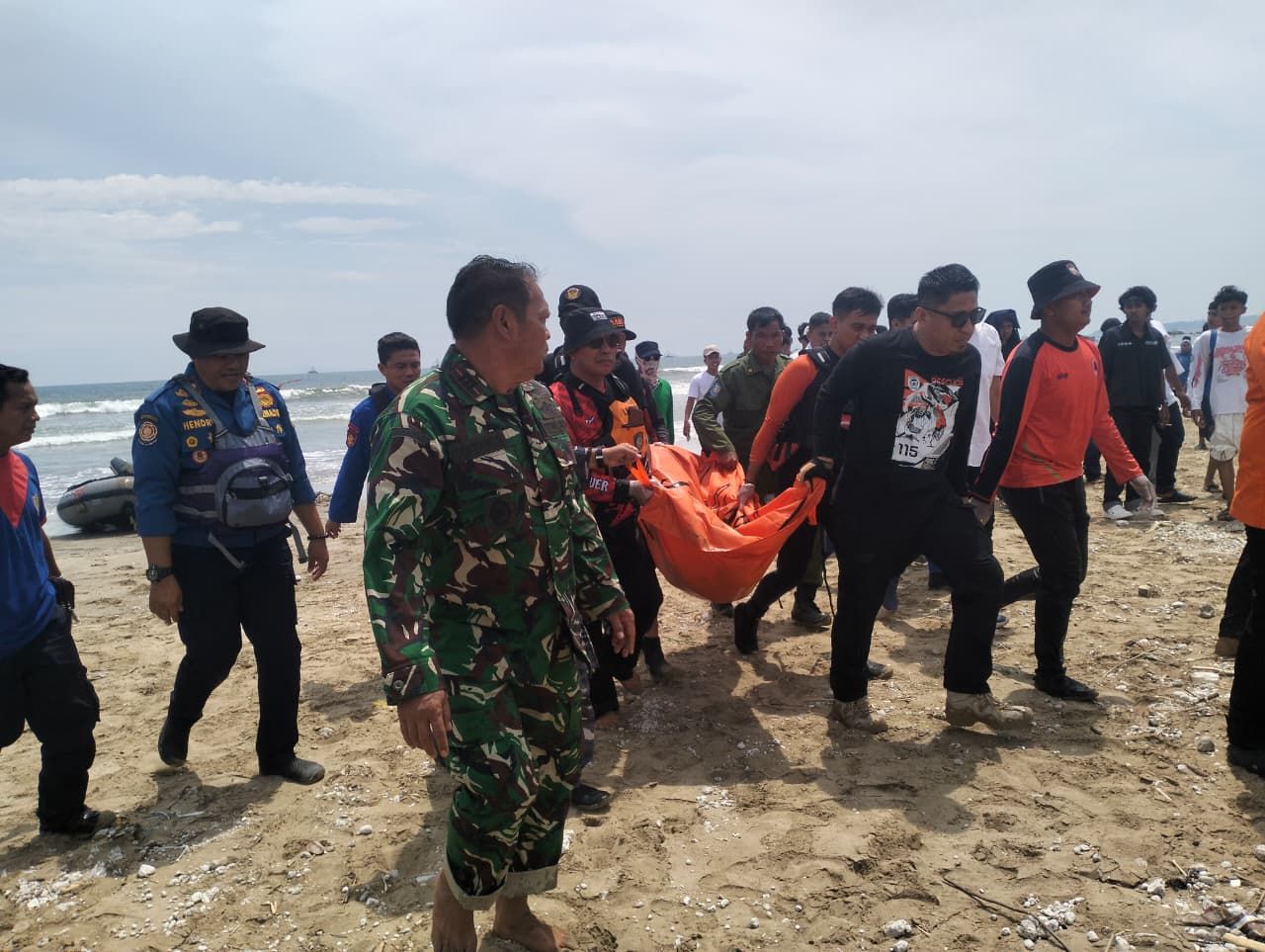Terseret Ombak di Pantai Batu Rame Kalianda, Seorang Pemuda Ditemukan Meninggal Dunia