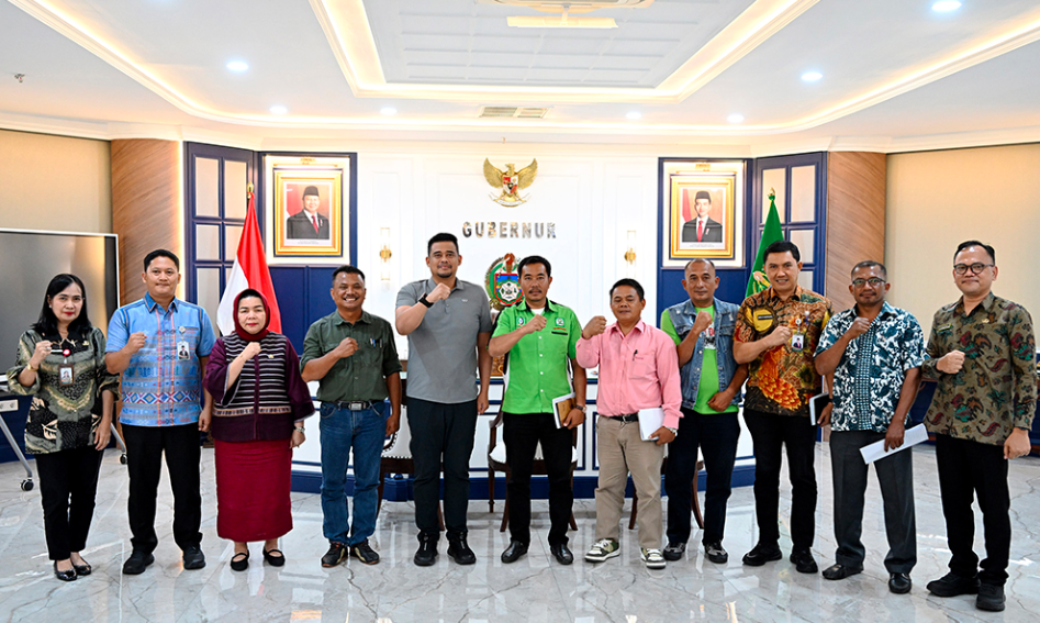 Gubernur Terima Aspirasi Buruh Kehutanan, Soroti Kepastian Pesangon