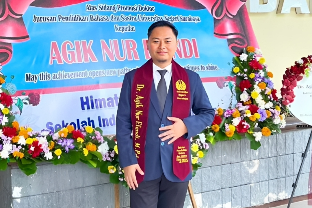 Kisah Inspiratif Agik Nur Efendi, Lulusan Terbaik S-3 Unesa dengan IPK Sempurna 4,00