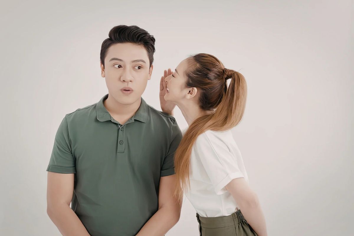 5 Alasan Mengapa Anda Harus Mengendalikan Kebiasaan Oversharing