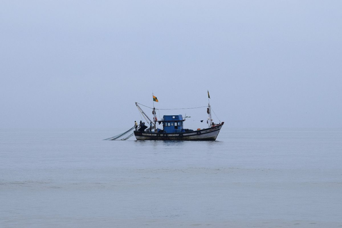 Kapal Asal Sulut Terbakar di Laut Malut, 5 ABK Dievakuasi