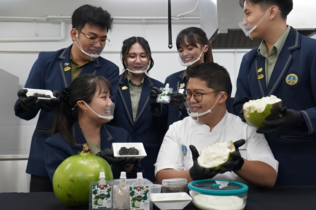 Mahasiswa UK Petra Ciptakan GO! MAJA, Yoghurt Unik Berbahan Buah Lokal