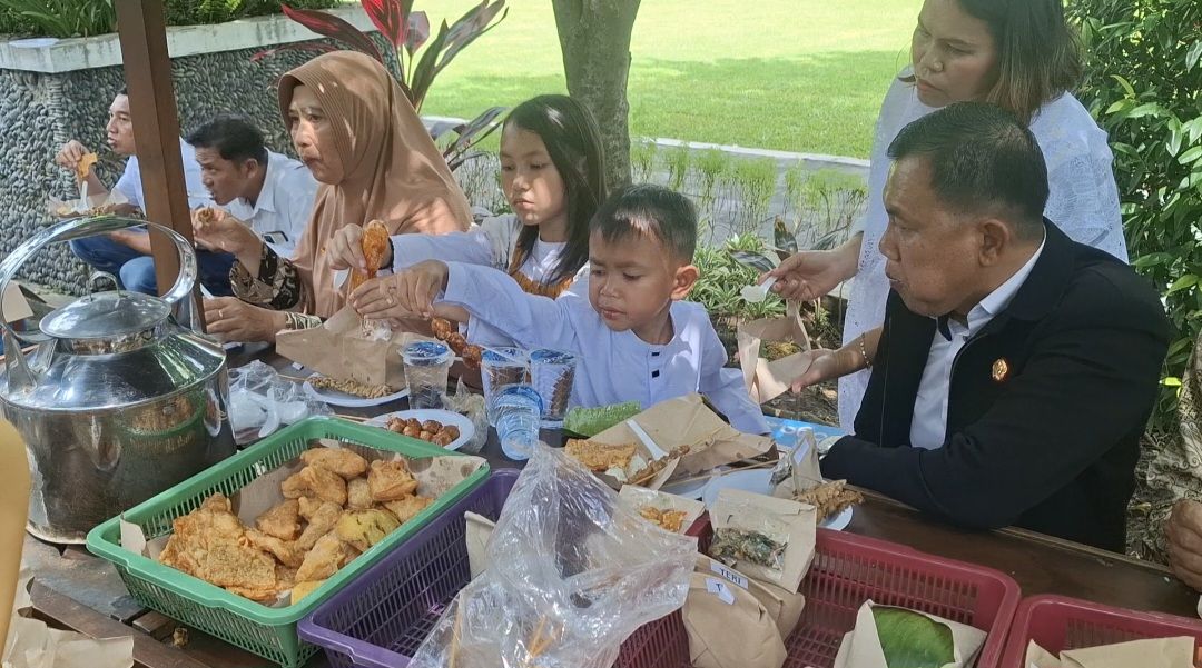 Pedagang UMKM Bahagia, Angkringan Hingga Soto Gratis dilarisi Pemda DIY di Silaturahmi Idulfitri Hari Ini