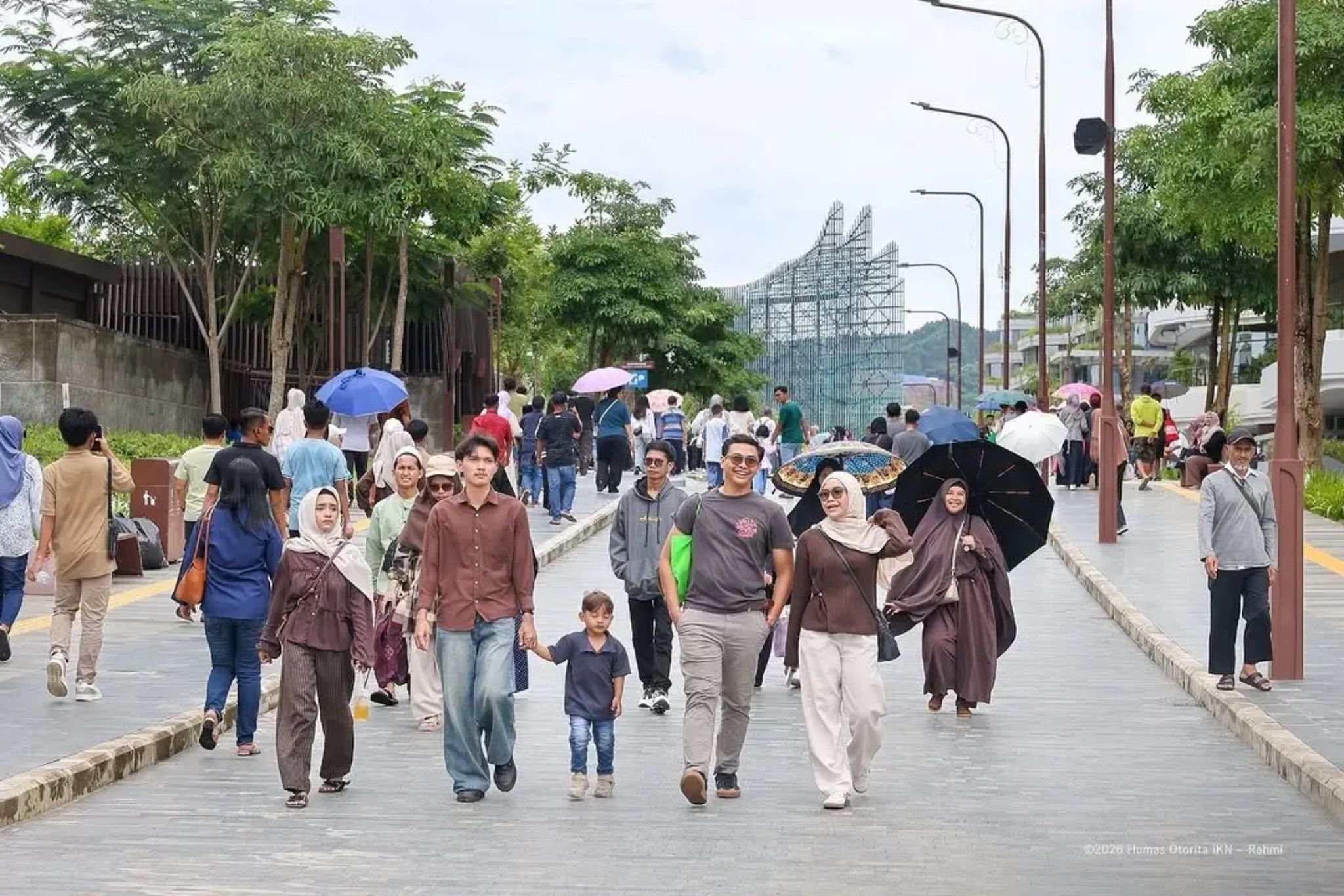 Lebaran di IKN, Plaza Seremoni dan Nusantara Park Jadi Lokasi Favorit Ribuan Pengunjung
