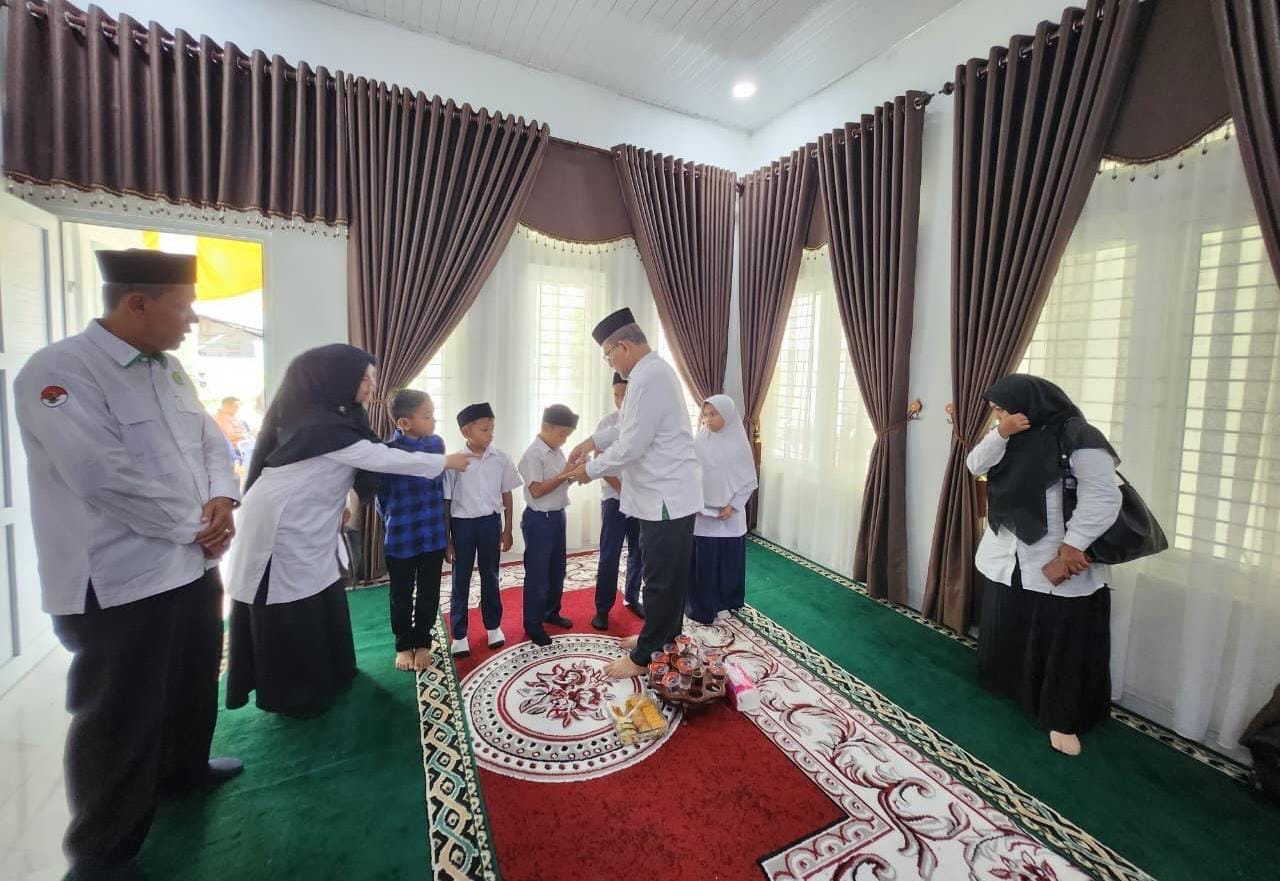 Hari ke-10 Syawal, Kakanwil Kemenag Aceh Gelar Open House dan Santuni Anak Yatim