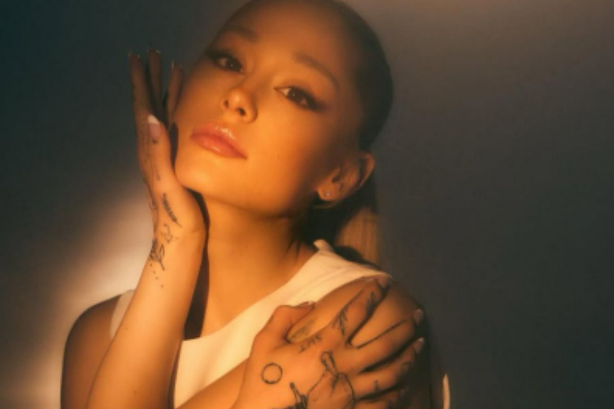 Ariana Grande Beri Kode Keras! Benarkah Album ke-8 Segera Rilis?