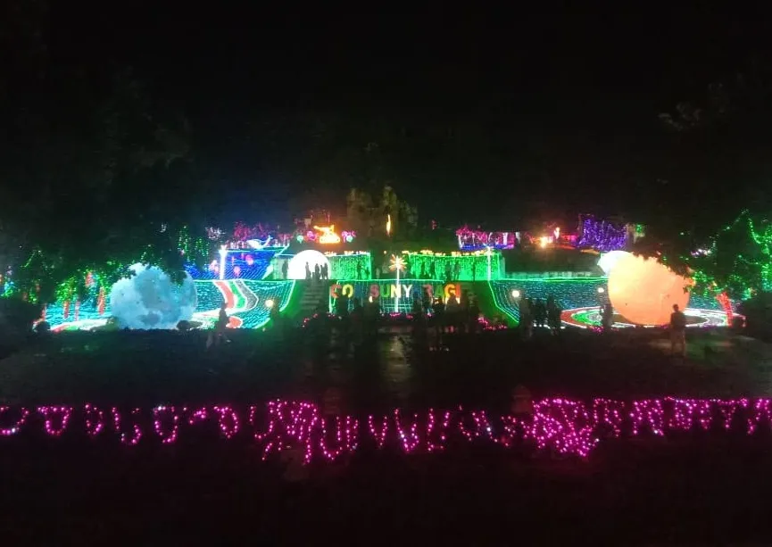Gua Sunyaragi Disulap Jadi Festival Cahaya Lumi Land hingga Mei 2026