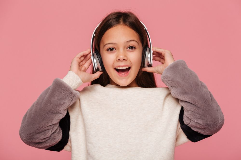 Ingin Membeli Headphone untuk Anak? Simak Apa Saja Hal yang Harus Diperhatikan