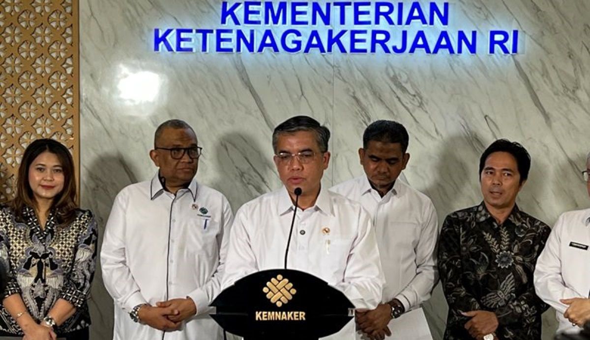 Menaker Yassierli Imbau Perusahaan Swasta WFH Sehari dalam Sepekan: Gaji Tetap Penuh