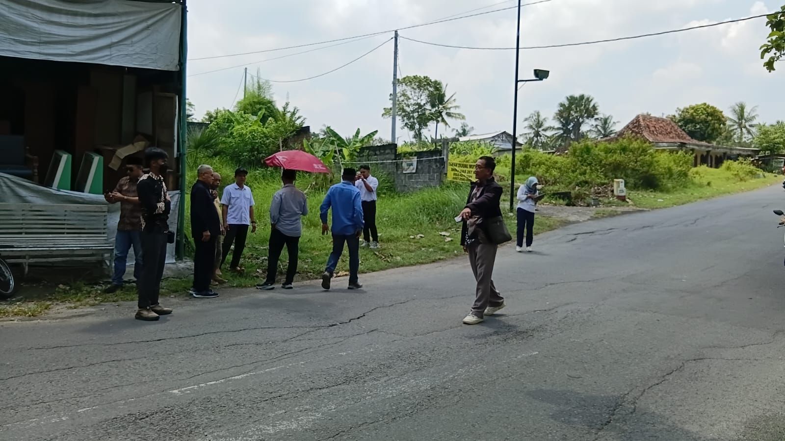 Genangan di Ruas Sentolo - Pengasih Picu Kecelakaan Beruntun, DPRD DIY Minta PU Perbaikan Segera