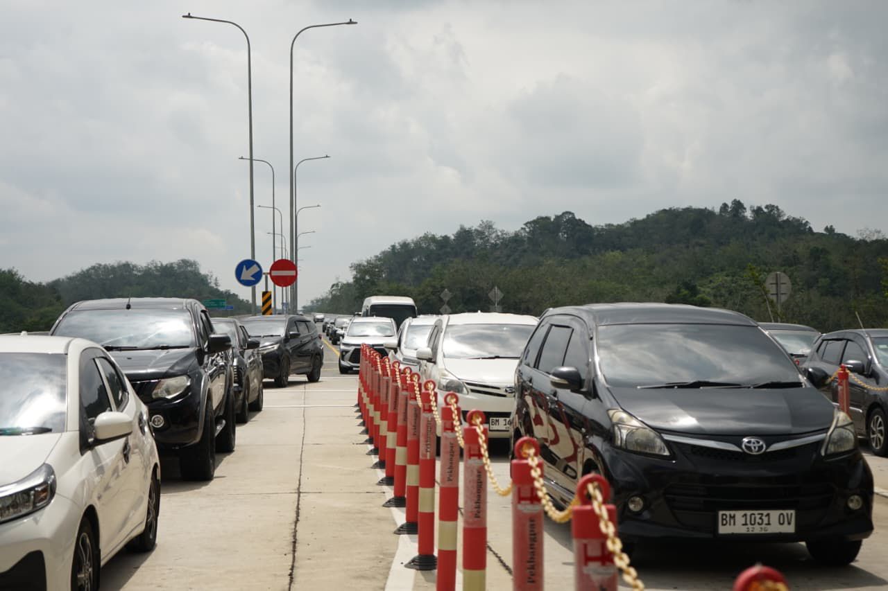 Libur Paskah, Volume Kendaraan di JTTS Naik 42,85%, Tol Terpeka Catat 17.751 Kendaraan
