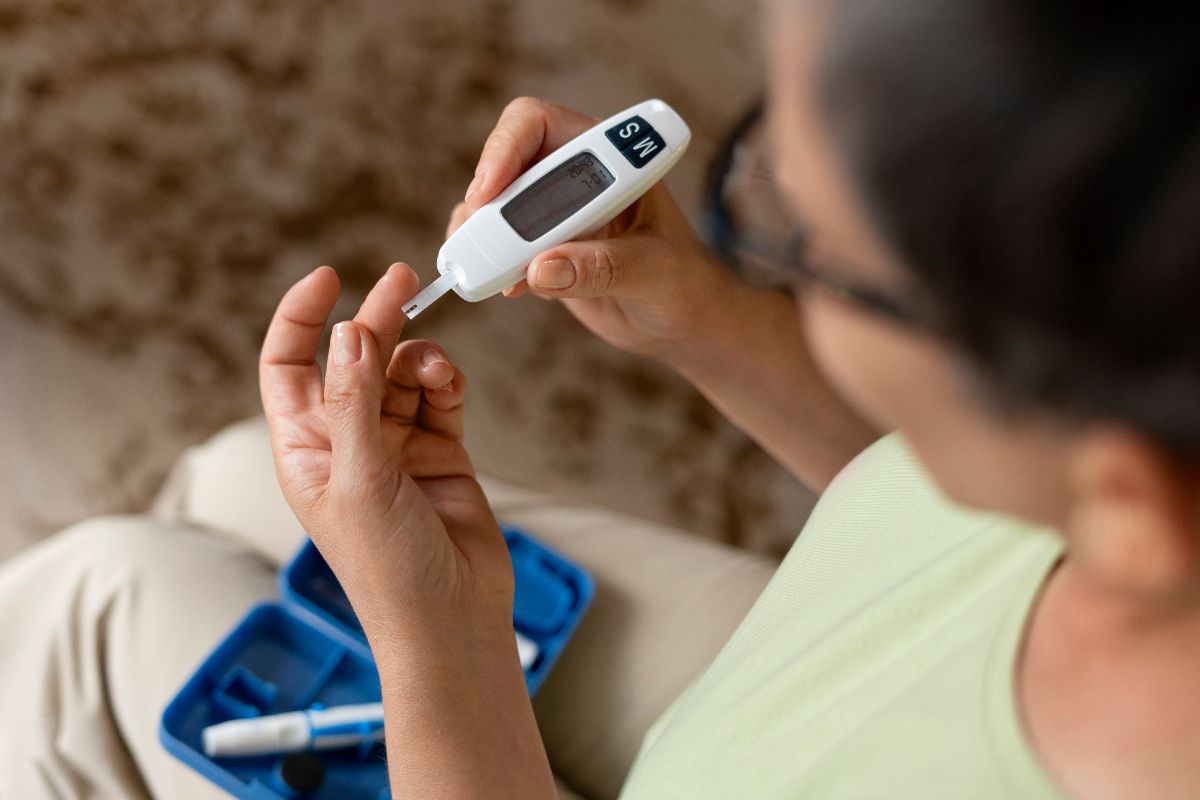 Bukan Cuma Gula, Penderita Diabetes Ternyata Sering Kekurangan Vitamin dan Mineral