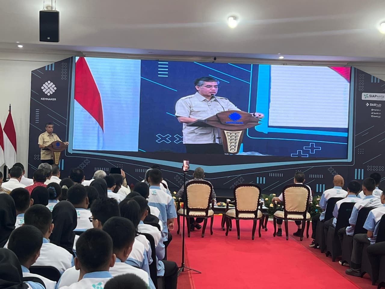 Menaker Yassierli Pastikan 50 Persen Peserta Pelatihan Vokasi Batch 1 Terserap Lapangan Kerja