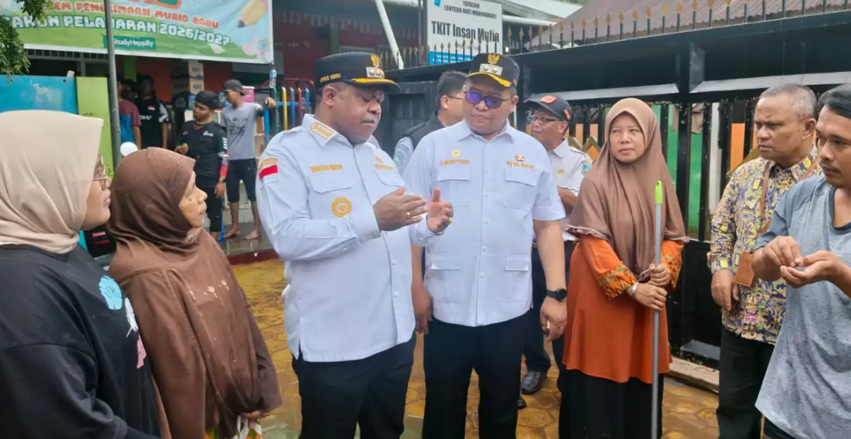 Bupati Manokwari Tinjau Banjir Kali Wosi, Siapkan Penanganan Darurat Hingga Normalisasi Sungai