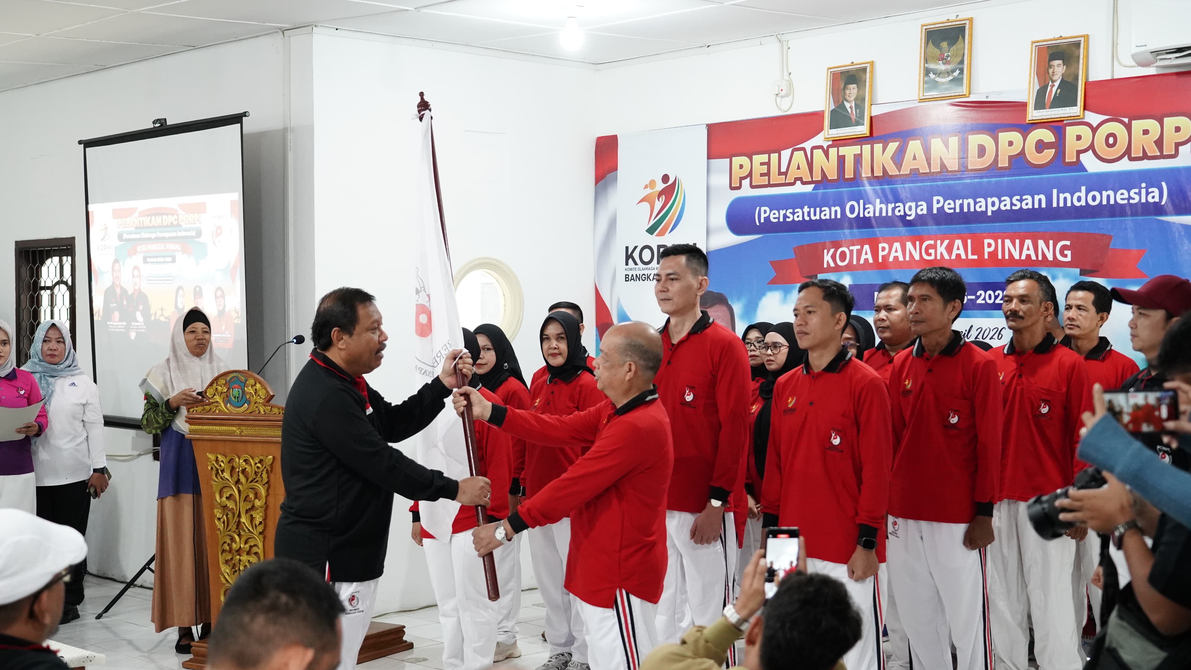 Prof Saparudin Lantik DR Hamdan Jadi Ketua DPC PORPI Pangkalpinang, Komitmen Budayakan Hidup Sehat di Perkotaan