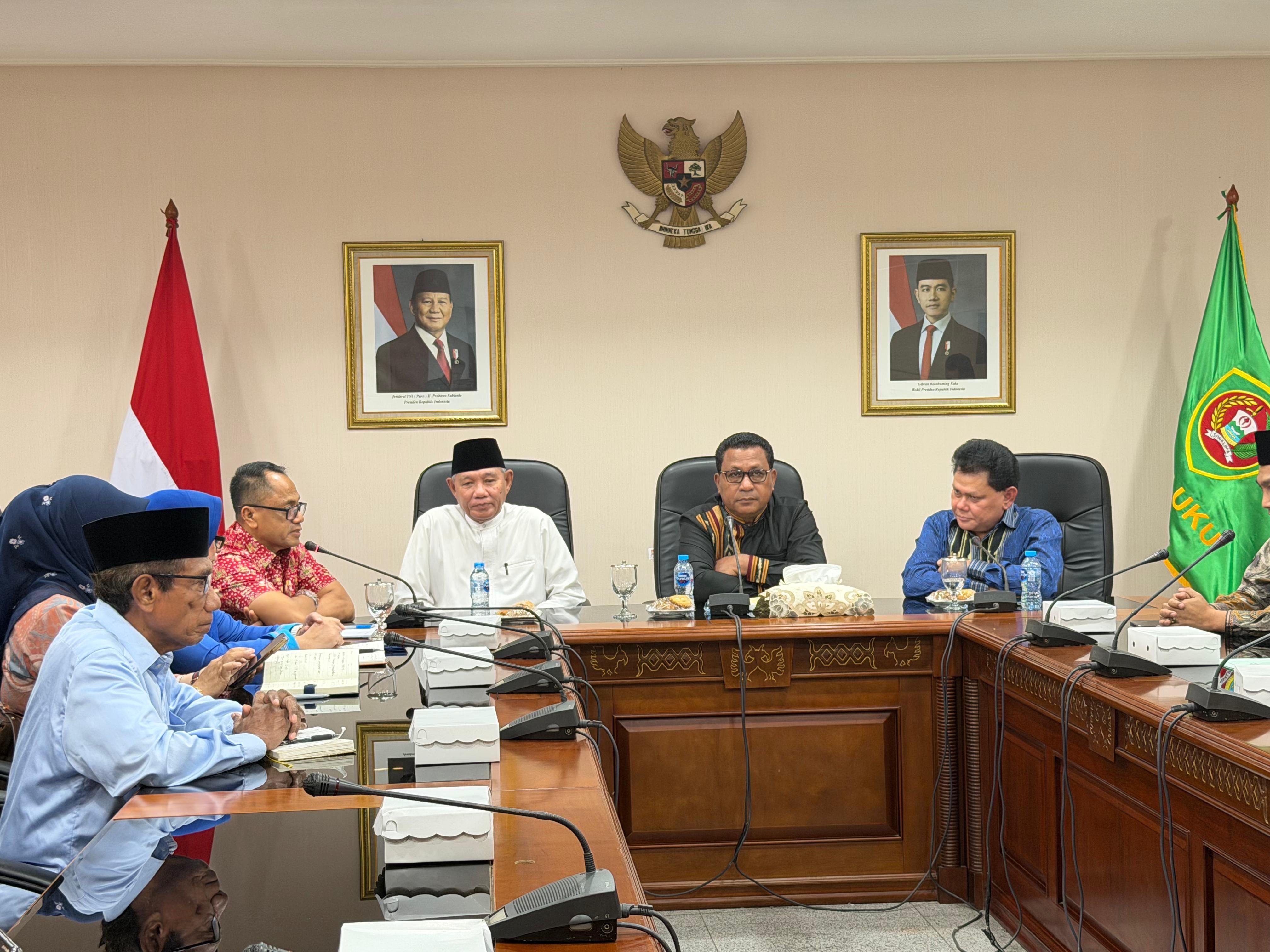 MUI Pusat Promosi Program EBT Berbasis Koperasi Saat Temui Wagub Maluku