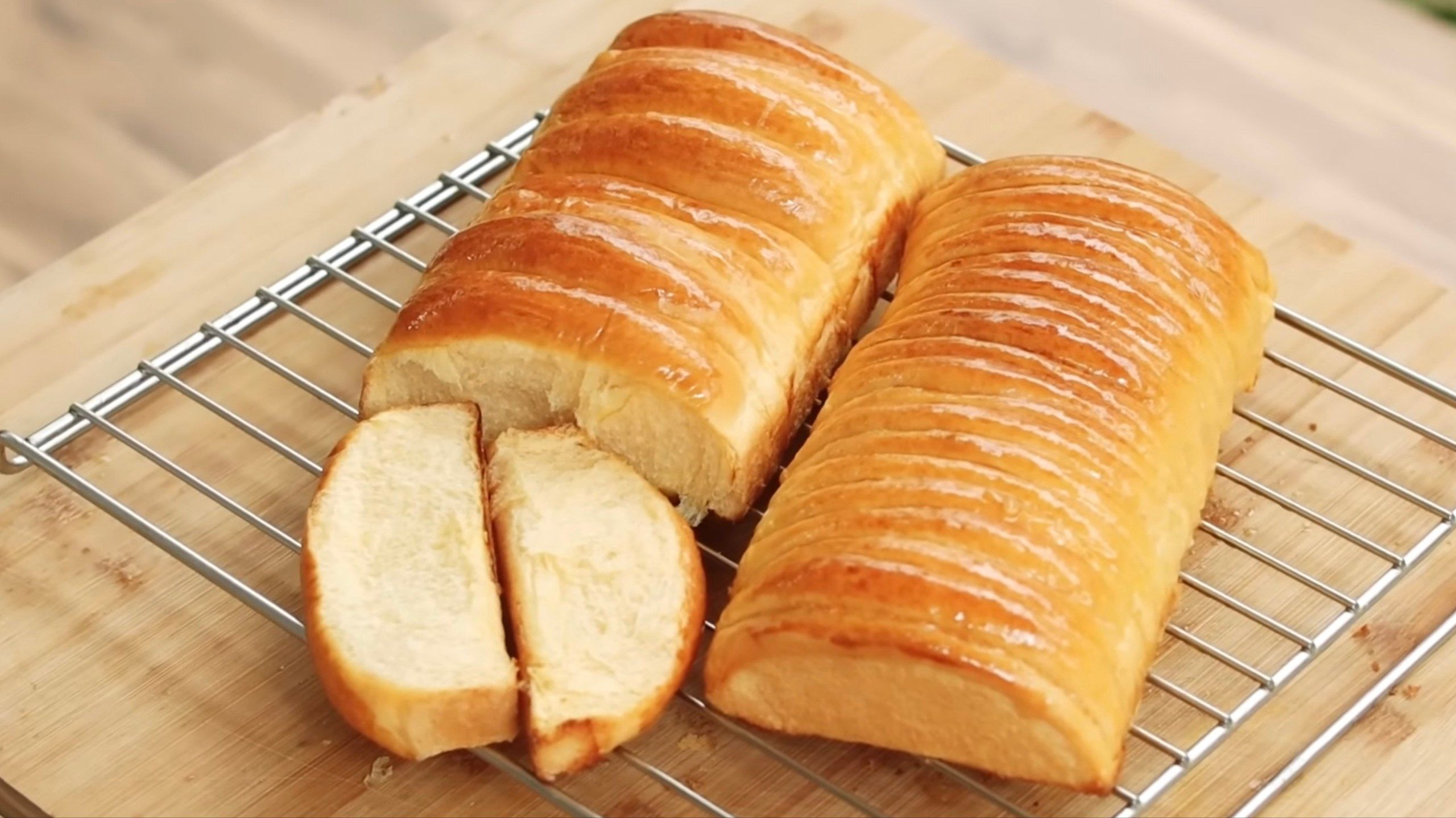 Cara Membuat Roti Sisir Lembut dan Enak, Anti Gagal
