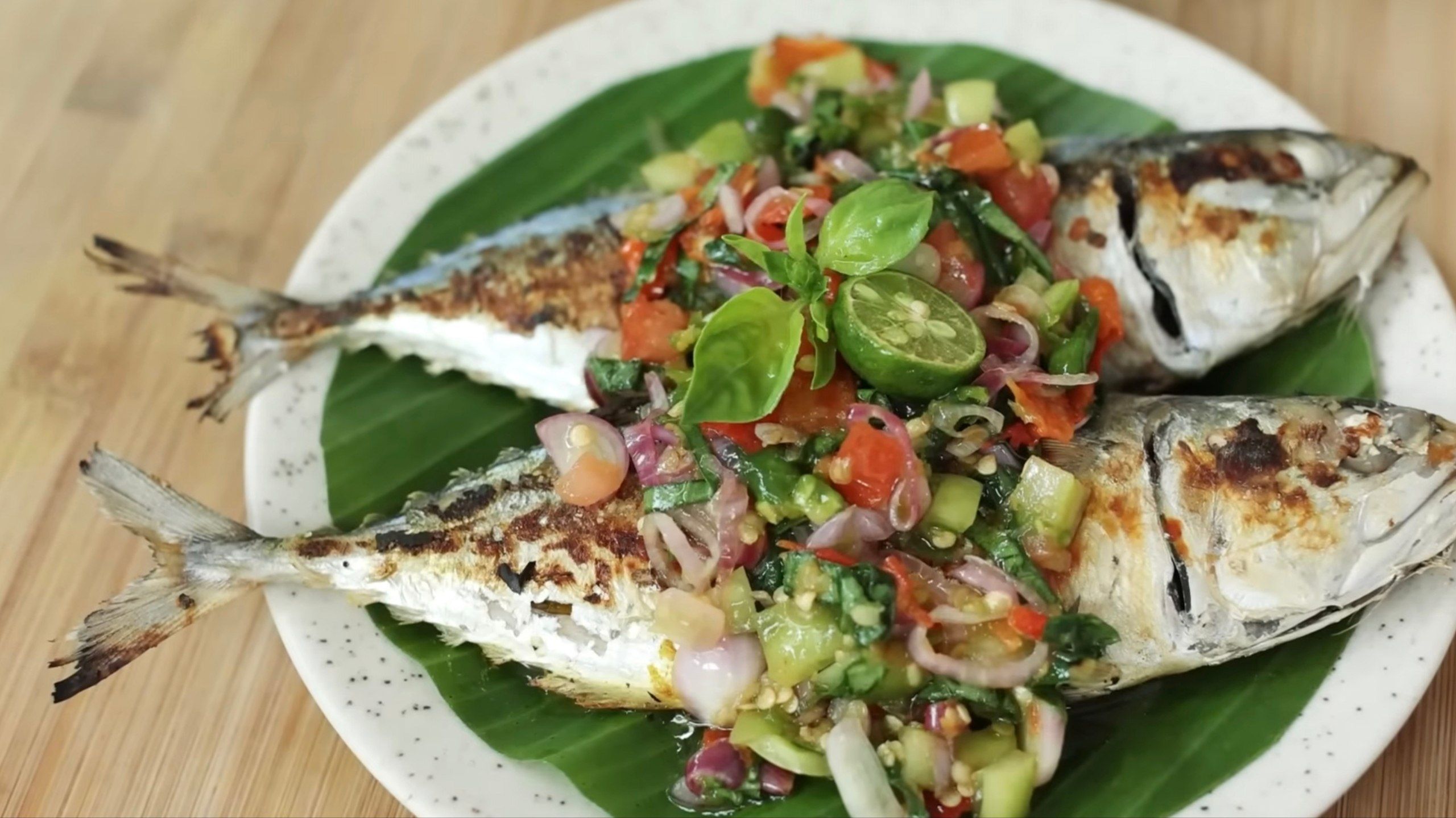 Cara Membuat Ikan Bakar Colo-colo yang Enak, Pedas, dan Gurih