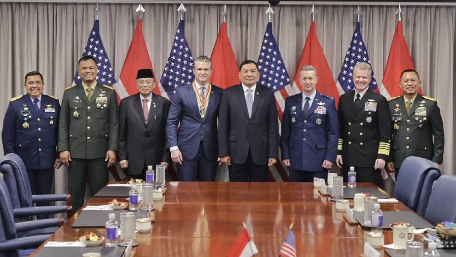 Menteri Pertahanan Indonesia dan Amerika Bahas Kerja Sama Pertahanan di Pentagon