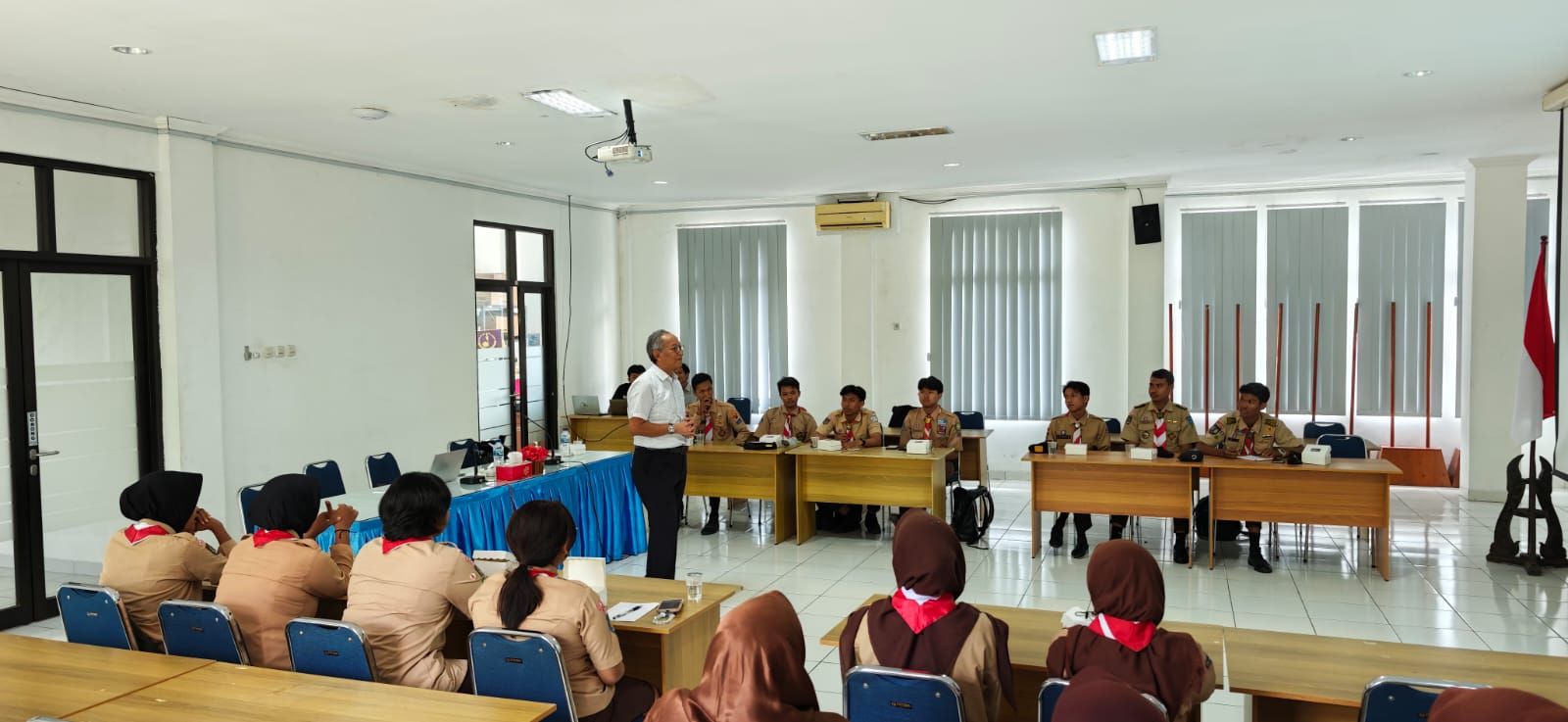 Gandeng Pramuka, Tim Akademisi UMY Inisiasi Edukasi Keselamatan Jalan Raya